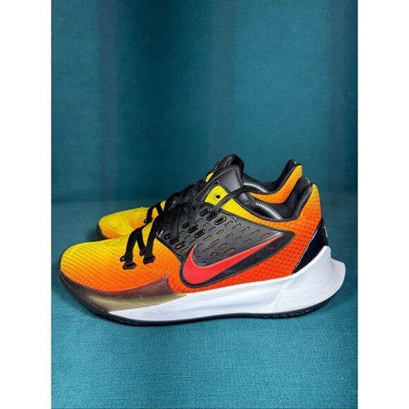 Nike Kyrie Low 2 Sunset AV6337-800 Basketball Shoes Men’s Size 13 Orange Yellow